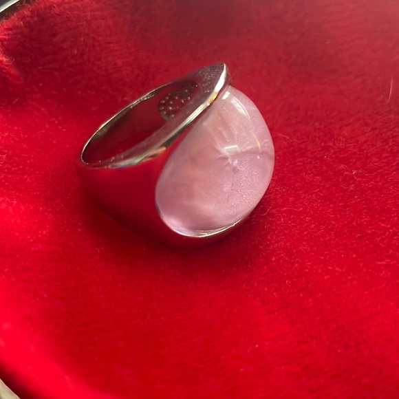 Size 10 silver Mother of Pearl pink and white ring - Picture 3 of 6